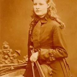 Amanda Maier