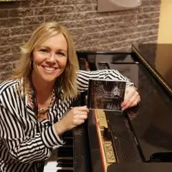 Anne Bisson