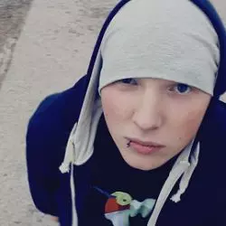Duzoe