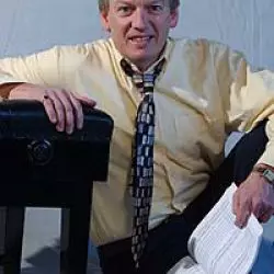 Howard Shelley