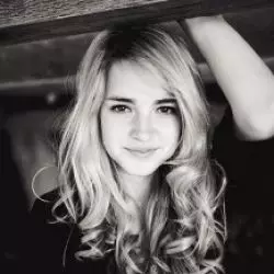 Katelyn Tarver
