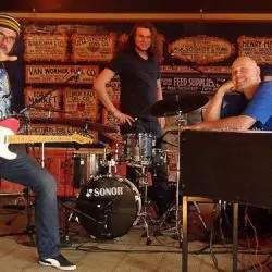 Koch Marshall Trio