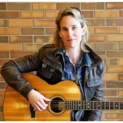 Lynne Hanson