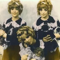 Paper Dolls