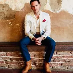 Sam Outlaw