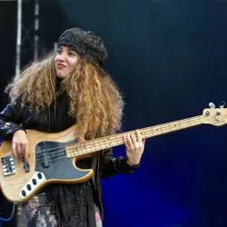 Tal Wilkenfeld
