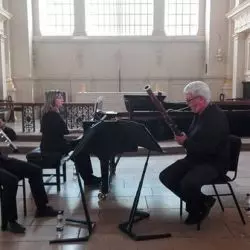 Trio Cremeloque