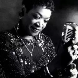 Trudy Lynn
