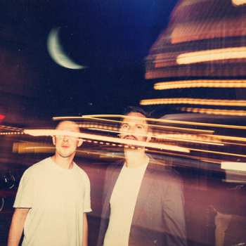 Album Alex Hitchcock: Same Moon In The Same World