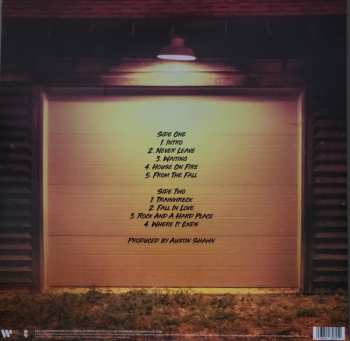 LP Bailey Zimmerman: Leave The Light On