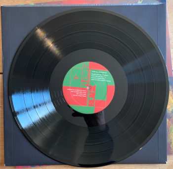 LP Black Flower: Magma