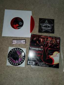 SP Black Sheriff: Centerfold b/w Johnny's Fight