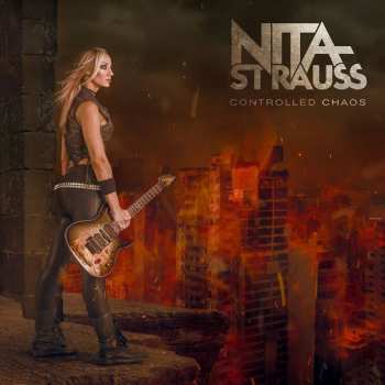 LP Nita Strauss: Controlled Chaos