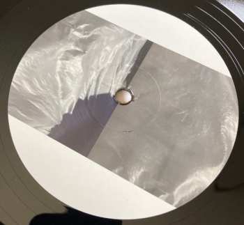 LP Damian Dalla Torre: Happy Floating