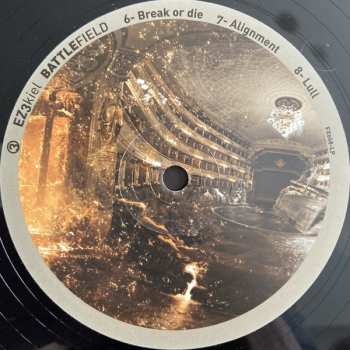 2LP EZ3kiel: Battlefield