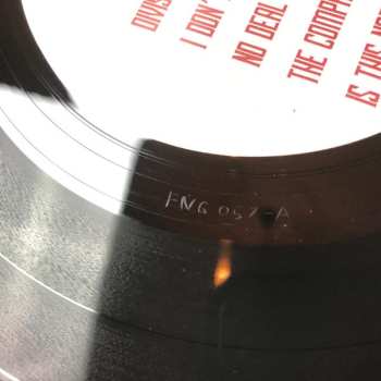 LP Fernando Viciconte: Traitors Table 