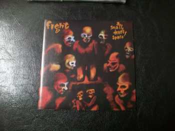CD Fight: A Small Deadly Space