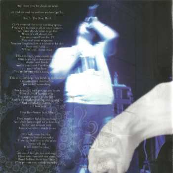 CD Funeral For A Friend: Casually Dressed & Deep In Conversation