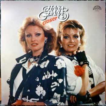 LP Hana & Dana: Closer