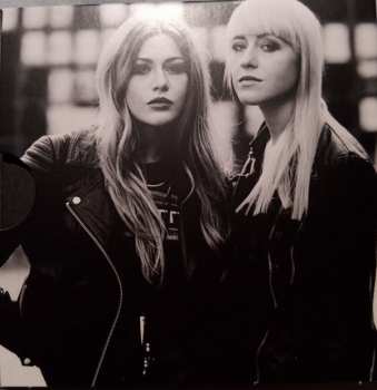 CD Larkin Poe: Reskinned