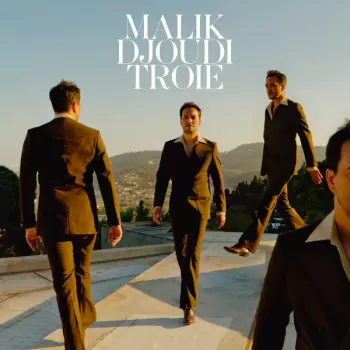 Malik Djoudi: Troie