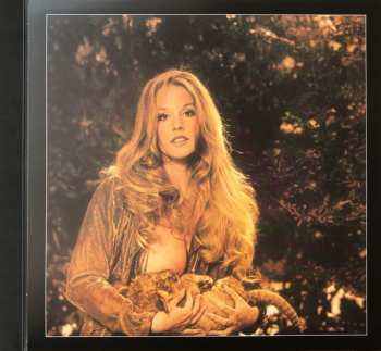 LP Mama Lion: Preserve Wildlife LTD | CLR