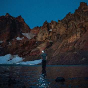 Album Max McNown: Night Diving