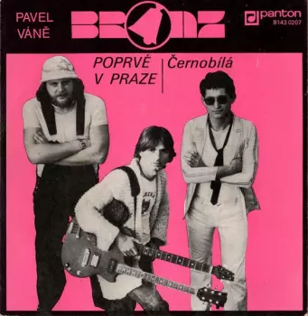 Poprvé V Praze / Černobílá