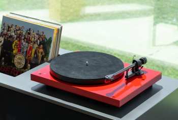 Audiotechnika Pro-Ject Leather It G - podložka kožená černá