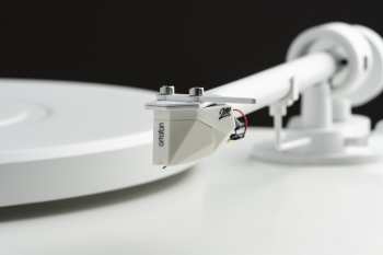 Audiotechnika Pro-ject T1 White Edition + 2m White - Speciální čistě Bílá Edice