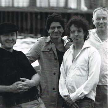 CD Rasgueo: Waterfall