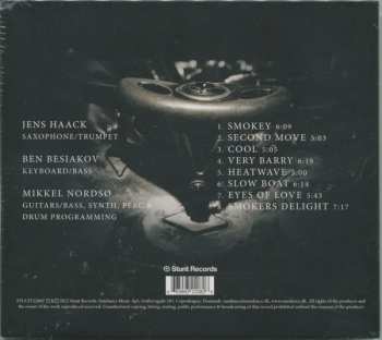CD Smokers Lounge: Secret