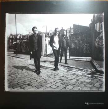 2LP Muse: The Resistance