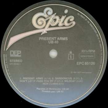 LP/SP UB40: Present Arms
