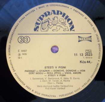 Album Valdaufinka: Štěstí V Písni