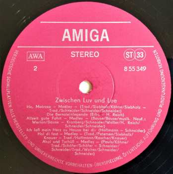 LP Various: Zwischen Luv Und Lee (Lieder Aus Der Rostocker Hafenbar)