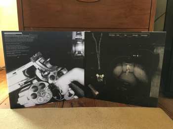 2LP Velvet Revolver: Contraband