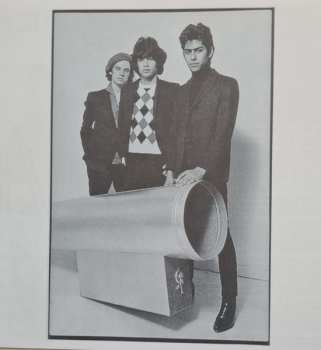 SP The Zeros: They Say That (Everything's Alright) / Getting Nowhere Fast CLR
